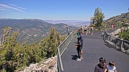 Heavenly: Midstation at the Gondola (skiheavenly.com)
