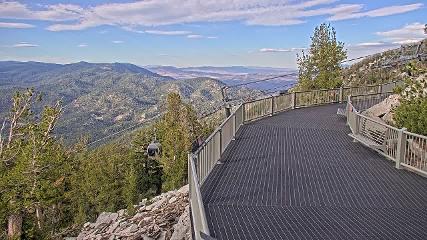 Heavenly: Midstation at the Gondola (skiheavenly.com)