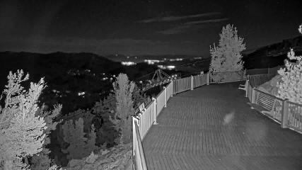 Heavenly: Midstation at the Gondola (skiheavenly.com)