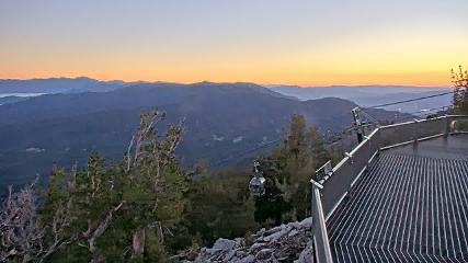 Heavenly: Midstation at the Gondola (skiheavenly.com)