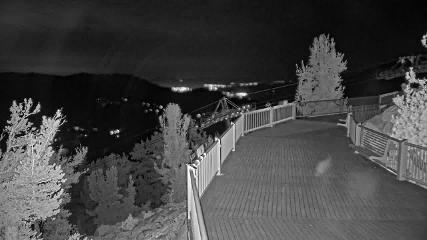 Heavenly: Midstation at the Gondola (skiheavenly.com)