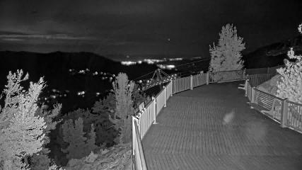 Heavenly: Midstation at the Gondola (skiheavenly.com)