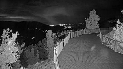 Heavenly: Midstation at the Gondola (skiheavenly.com)