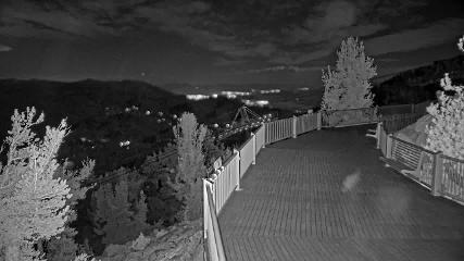 Heavenly: Midstation at the Gondola (skiheavenly.com)