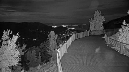 Heavenly: Midstation at the Gondola (skiheavenly.com)