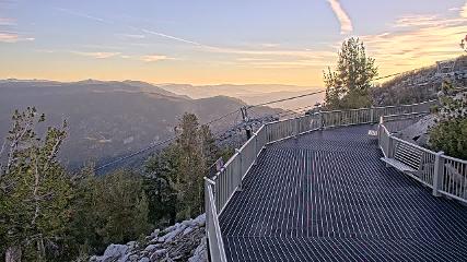 Heavenly: Midstation at the Gondola (skiheavenly.com)