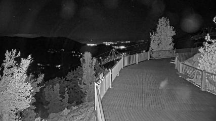 Heavenly: Midstation at the Gondola (skiheavenly.com)