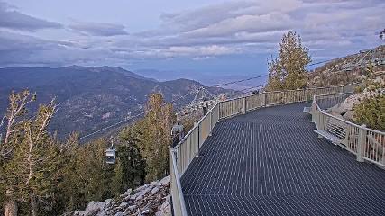 Heavenly: Midstation at the Gondola (skiheavenly.com)