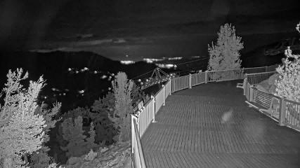 Heavenly: Midstation at the Gondola (skiheavenly.com)