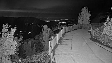 Heavenly: Midstation at the Gondola (skiheavenly.com)