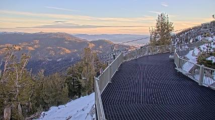 Heavenly: Midstation at the Gondola (skiheavenly.com)