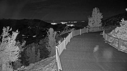 Heavenly: Midstation at the Gondola (skiheavenly.com)