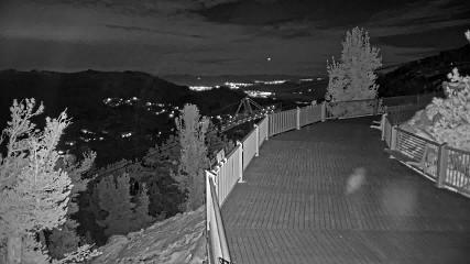 Heavenly: Midstation at the Gondola (skiheavenly.com)