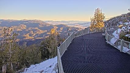 Heavenly: Midstation at the Gondola (skiheavenly.com)