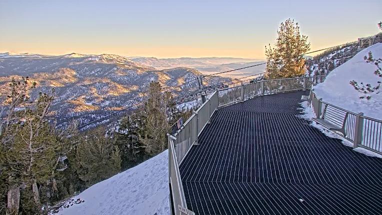 Webcam Heavenly: Midstation at the Gondola