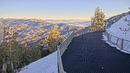 Heavenly: Midstation at the Gondola (skiheavenly.com)