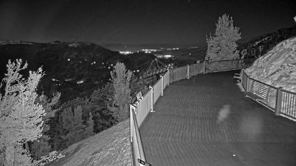 Heavenly: Midstation at the Gondola (skiheavenly.com)