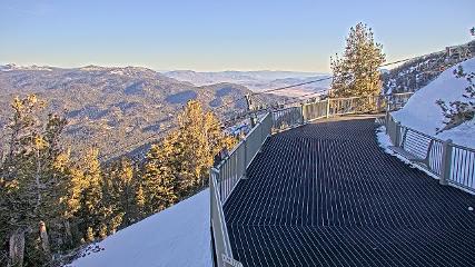 Heavenly: Midstation at the Gondola (skiheavenly.com)