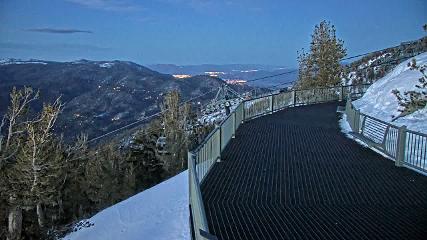 Heavenly: Midstation at the Gondola (skiheavenly.com)