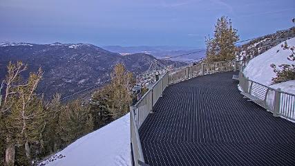 Heavenly: Midstation at the Gondola (skiheavenly.com)