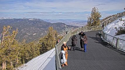 Heavenly: Midstation at the Gondola (skiheavenly.com)