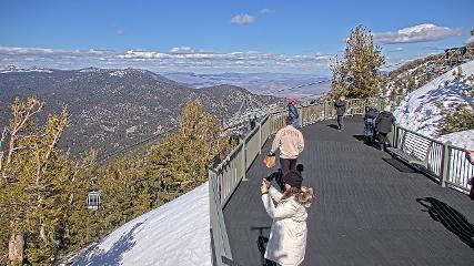Heavenly: Midstation at the Gondola (skiheavenly.com)