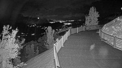 Heavenly: Midstation at the Gondola (skiheavenly.com)