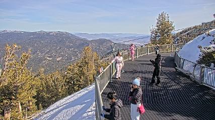 Heavenly: Midstation at the Gondola (skiheavenly.com)