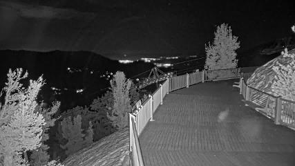 Heavenly: Midstation at the Gondola (skiheavenly.com)