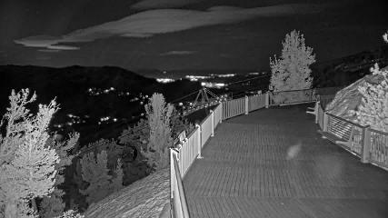 Heavenly: Midstation at the Gondola (skiheavenly.com)