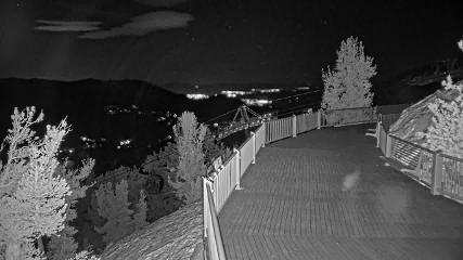 Heavenly: Midstation at the Gondola (skiheavenly.com)