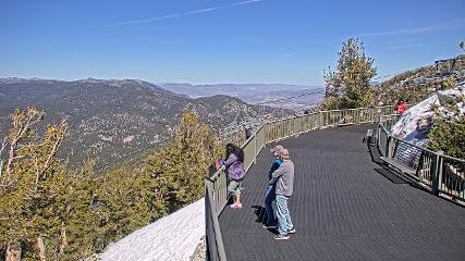 Heavenly: Midstation at the Gondola (skiheavenly.com)