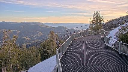 Heavenly: Midstation at the Gondola (skiheavenly.com)