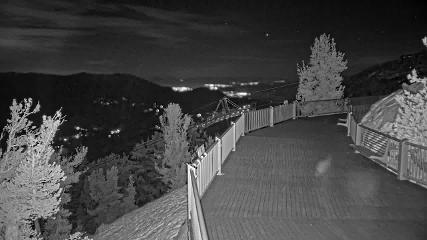 Heavenly: Midstation at the Gondola (skiheavenly.com)