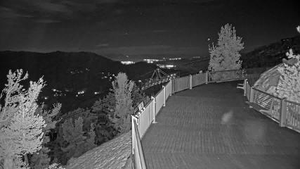 Heavenly: Midstation at the Gondola (skiheavenly.com)