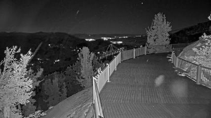 Heavenly: Midstation at the Gondola (skiheavenly.com)