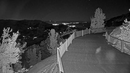 Heavenly: Midstation at the Gondola (skiheavenly.com)