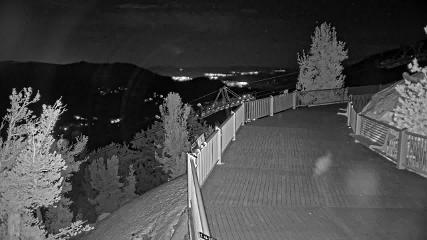 Heavenly: Midstation at the Gondola (skiheavenly.com)