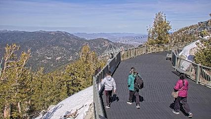 Heavenly: Midstation at the Gondola (skiheavenly.com)