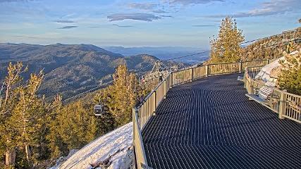 Heavenly: Midstation at the Gondola (skiheavenly.com)