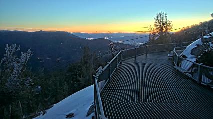 Heavenly: Midstation at the Gondola (skiheavenly.com)