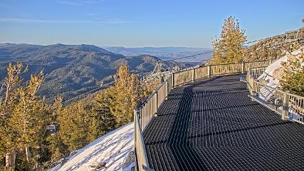Heavenly: Midstation at the Gondola (skiheavenly.com)
