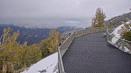 Heavenly: Midstation at the Gondola (skiheavenly.com)