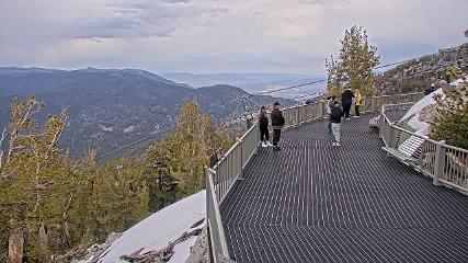 Heavenly: Midstation at the Gondola (skiheavenly.com)