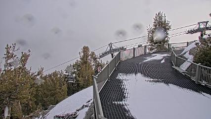 Heavenly: Midstation at the Gondola (skiheavenly.com)