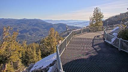 Heavenly: Midstation at the Gondola (skiheavenly.com)