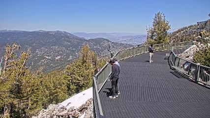 Heavenly: Midstation at the Gondola (skiheavenly.com)