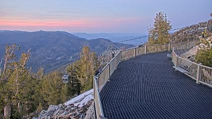 Heavenly: Midstation at the Gondola (skiheavenly.com)