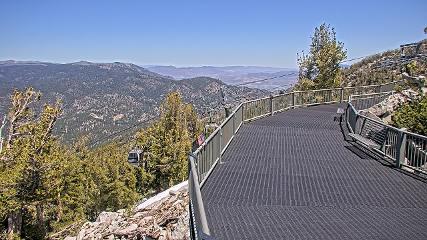 Heavenly: Midstation at the Gondola (skiheavenly.com)
