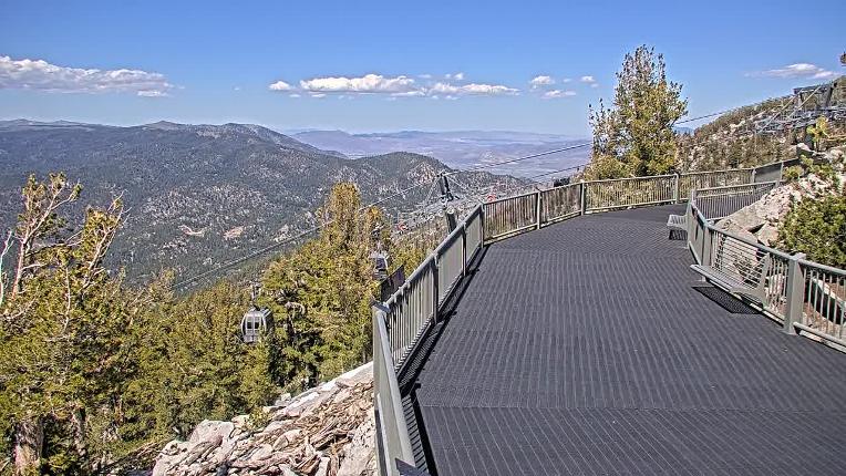 Webcam Heavenly: Midstation at the Gondola
